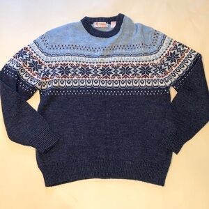Vintage Indian brand, sportswear, Large Knitted Knit winter sweater pullover